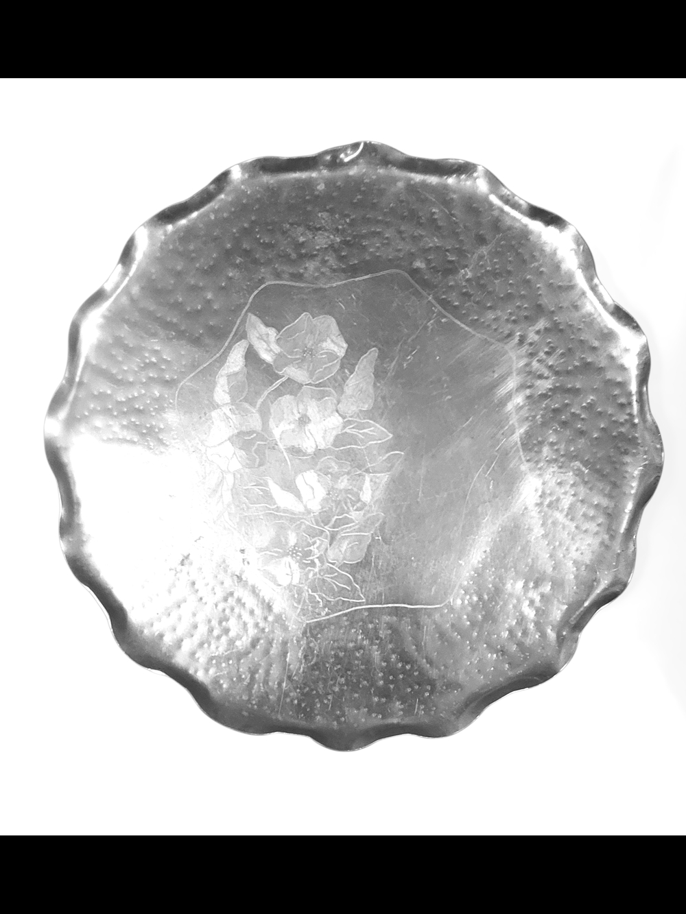 15 Inch Silver Scalloped Edge Decorative Platter with Floral Etching